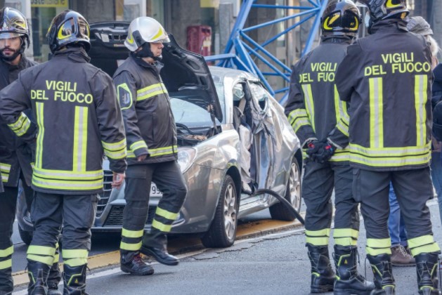 3 terbunuh selepas kren tumbang di Turin, Itali