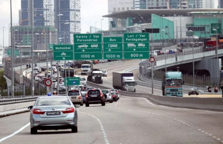 Pesalah trafik Singapura tak boleh keluar dari Malaysia