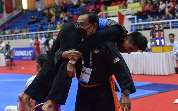 Al-Jufferi ketuai empat pesilat negara ke separuh akhir