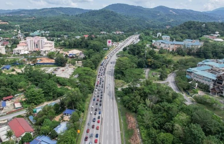 Lebuhraya Karak terus sesak