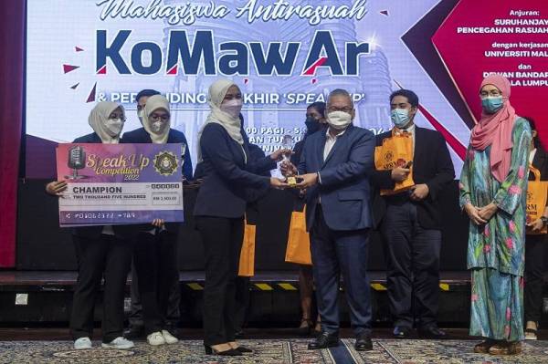 Kursus integriti, antirasuah diwajibkan di IPT tahun depan