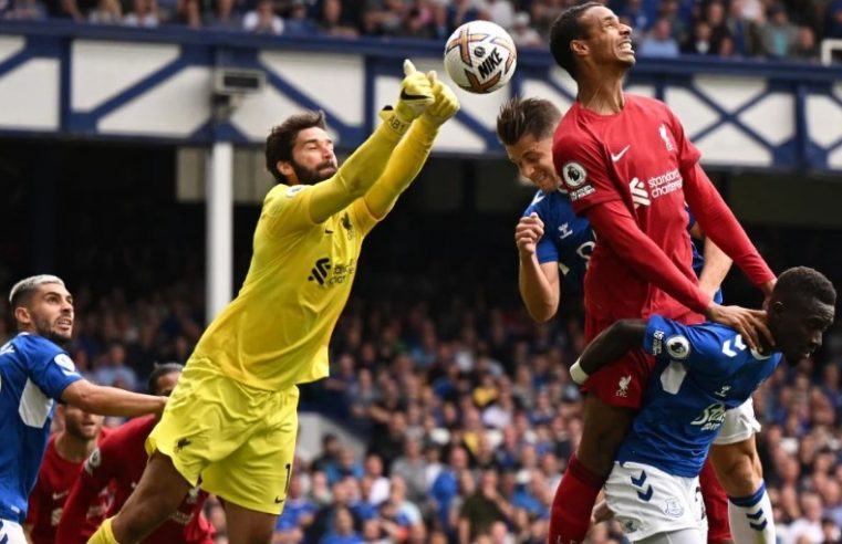 Everton, Liverpool sama handal