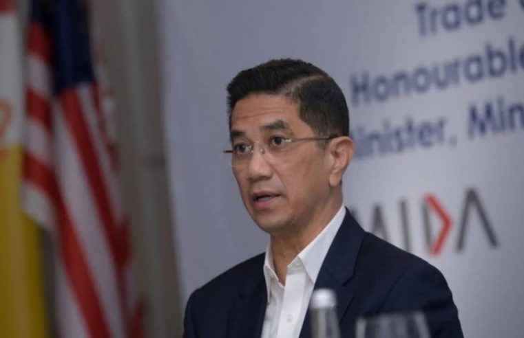 Azmin dakwa prestasi Selangor merosot