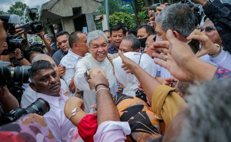 ‘Hakim terkhilaf bebaskan Ahmad Zahid’