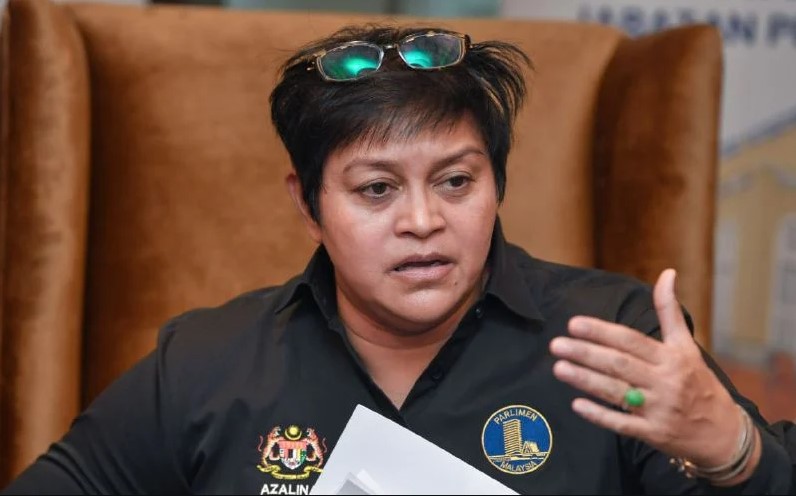 Azalina beri taklimat khas isu tuntutan Sulu, Selasa ini