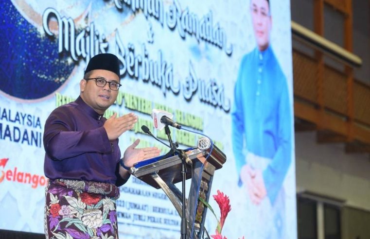 Penjawat awam Selangor dapat ‘duit raya’ sebulan gaji