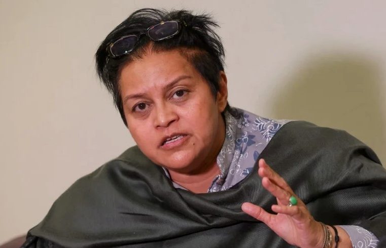 Azalina setia bersama UMNO walaupun tewas saingan Naib Presiden