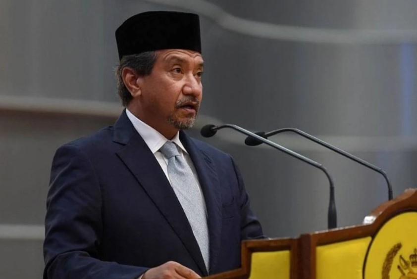 Sultan Mizan mahu masjid perbanyak aktiviti tadarus al-Quran