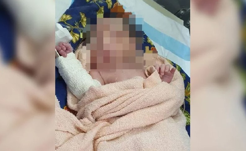 Bayi perempuan baru lahir ditemui di belakang kenderaan