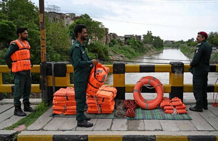 Hujan monsun di Pakistan ragut lebih 50 nyawa