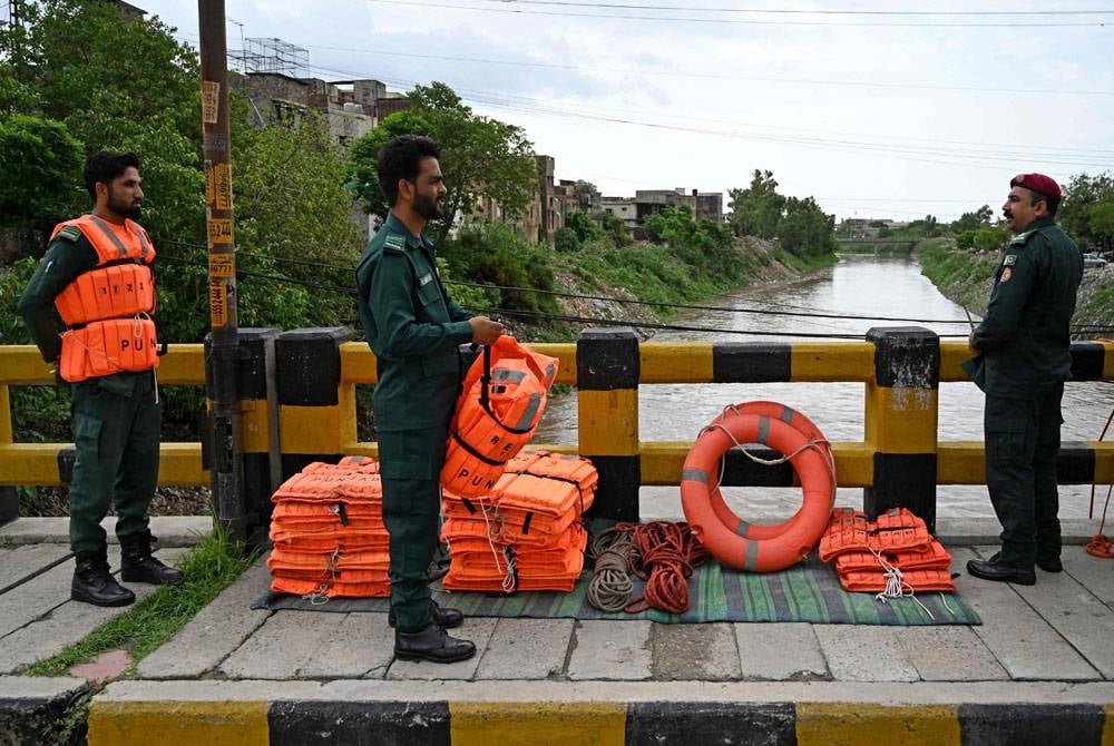 Hujan monsun di Pakistan ragut lebih 50 nyawa