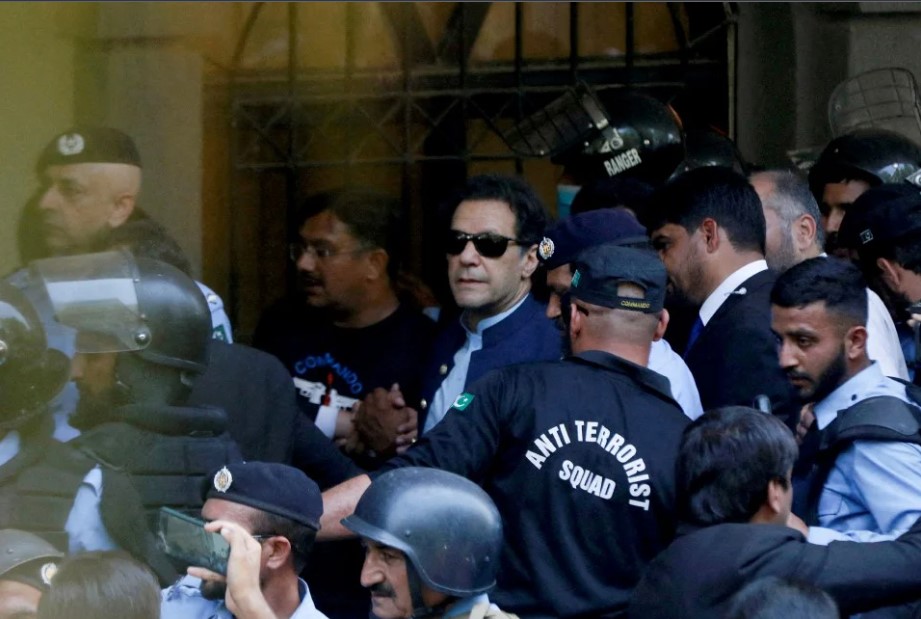 Mahkamah Pakistan tangguh perbicaraan Imran Khan
