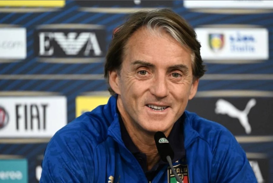 Mancini, Gli Azzurri akhirya berpisah