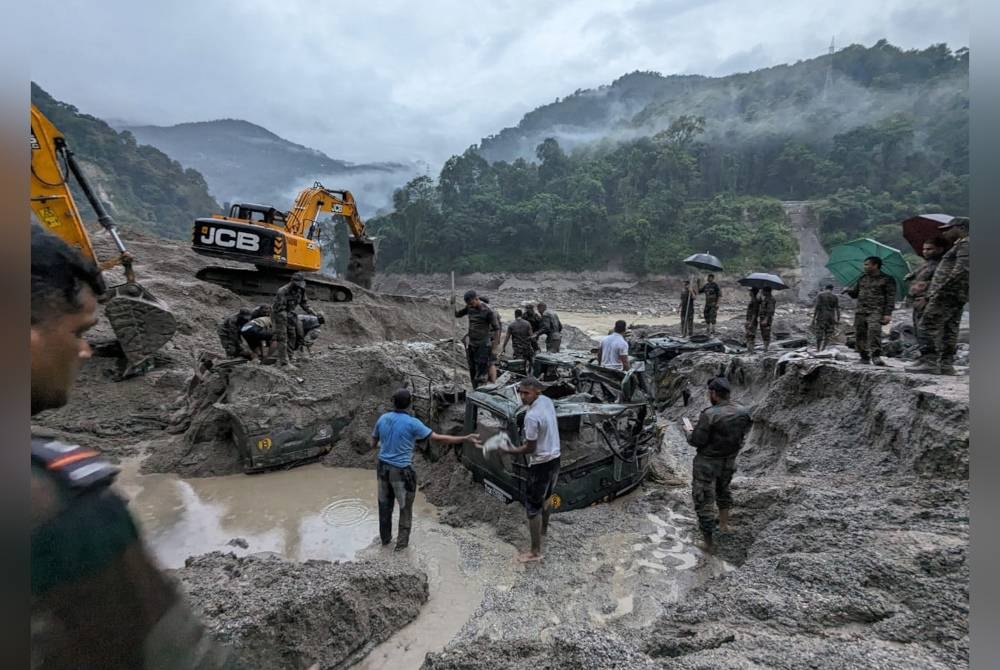 Banjir kilat: Sekurang-kurangnya 38 maut, puluhan hilang di India