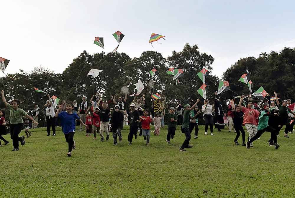 300 peserta terbangkan layang-layang untuk Gaza tanda solidariti