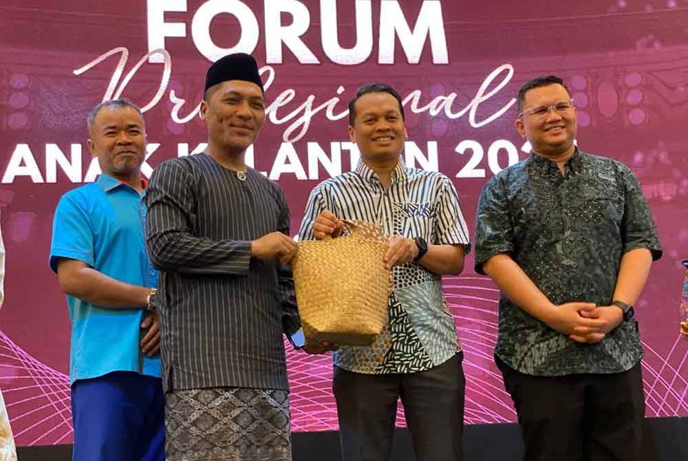 Lapangan Terbang Sultan Ismail Petra fasa satu siap tahun ini